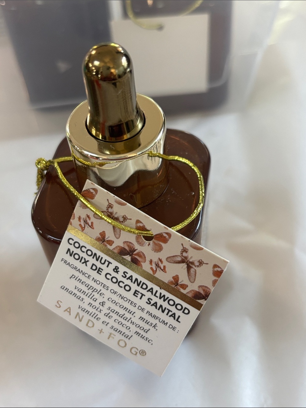 Coconut & Sandalwood Fragrance Oil - Picture 3 of 3
